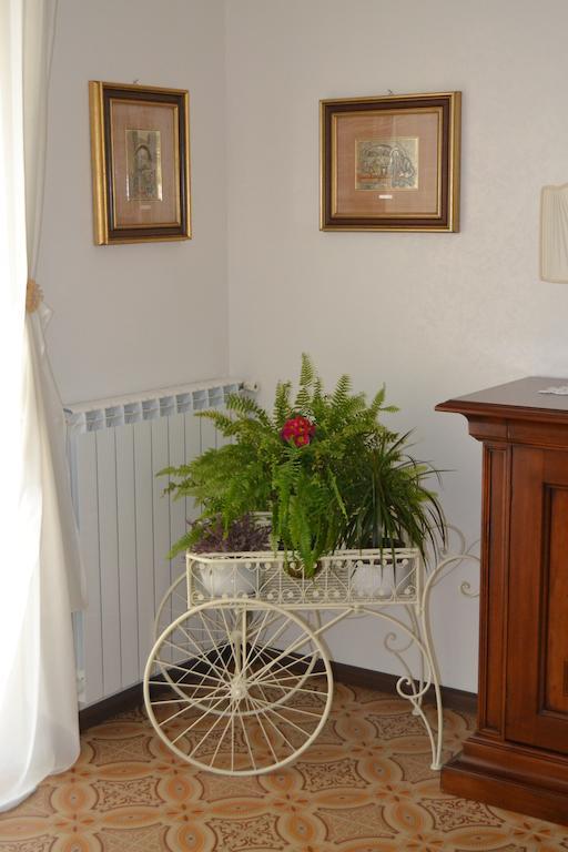 Bed & Breakfast Marena Sant'Agata Li Battiati Bagian luar foto