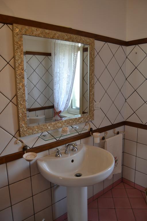 Bed & Breakfast Marena Sant'Agata Li Battiati Ruang foto