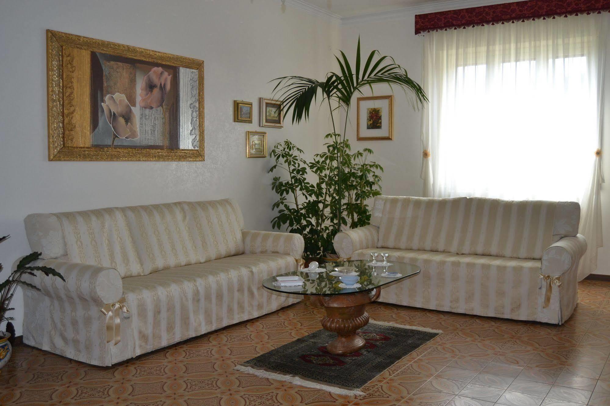 Bed & Breakfast Marena Sant'Agata Li Battiati Bagian luar foto